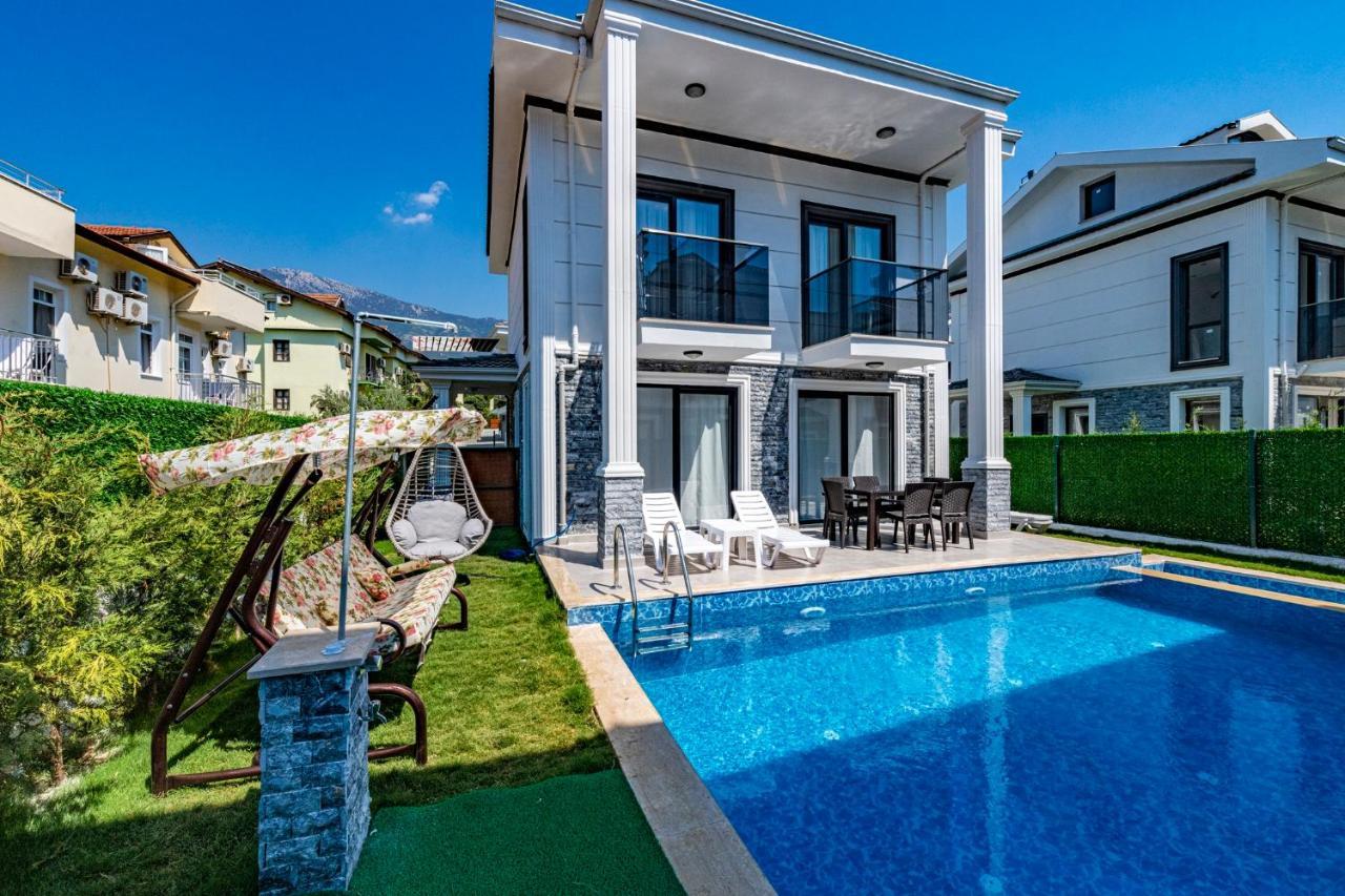 Salkim- 4 Bedroom Holiday Villa In Oludeniz 费特希耶 外观 照片